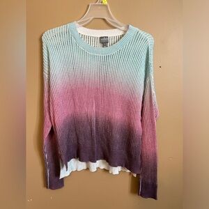 Soho NYC Street, Ombré Sweater